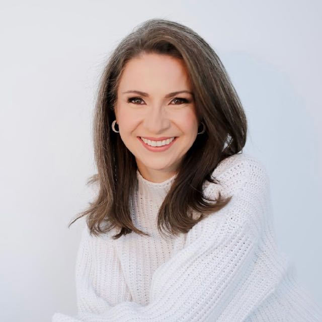 Dra. Thaís Coutinho